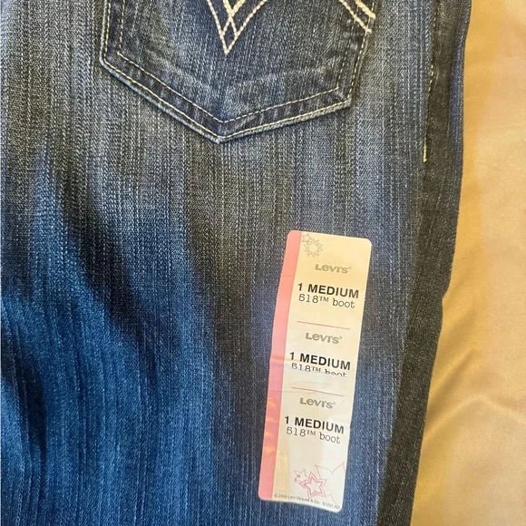 Levi's 518 Blue Boot Cut Jeans Low Rise 1 Medium Juniors/Women - Picture 10 of 12